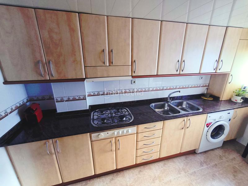 Foto e29dc3b6-5cc0-4592-b178-069f8a02c77f. Flat in Bellvitge Hospitalet de Llobregat (L´)