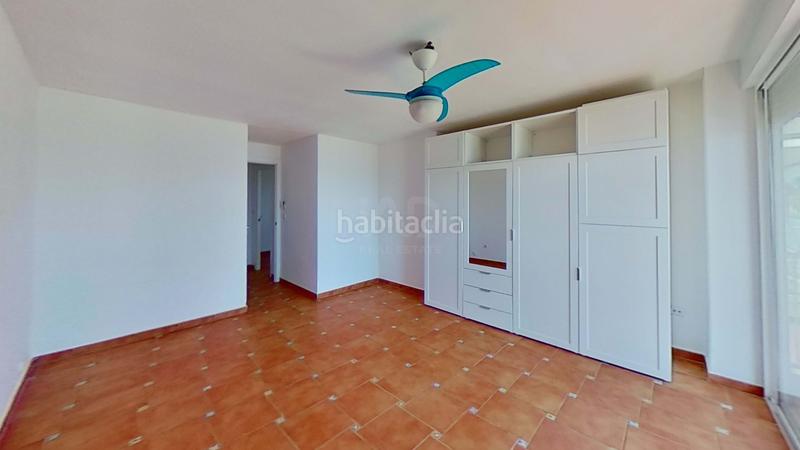 Foto 0fbb417c-5d6c-4819-9bc8-1ce870c2a118. Miete etagenwohnung mit parking pool in Playa Muchavista Campello (el)