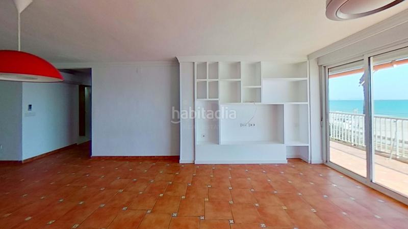 Foto b54b7254-5c80-4738-8705-63c2003656f8. Miete etagenwohnung mit parking pool in Playa Muchavista Campello (el)