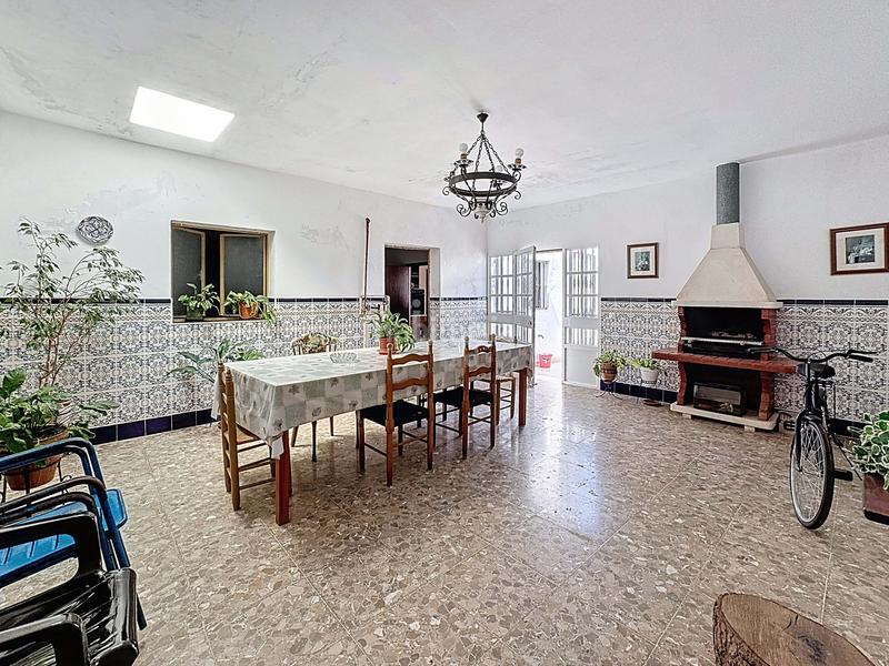 Foto 0a94ac1a-4293-4176-97b7-f779358554af. Casa amb calefacció aparcament a Tahivilla Tarifa