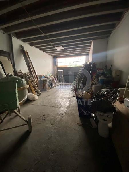 Foto 7f74b949-de4e-40bd-908d-8d3270a58ce8. Parking voiture dans Artigues Badalona