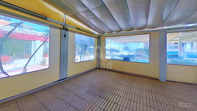 Foto d9fa4647-2ec4-4dbe-9b5b-d60c27084f1b. Traspàs local comercial a calle san bartolomé 21 21 a Campello (el)