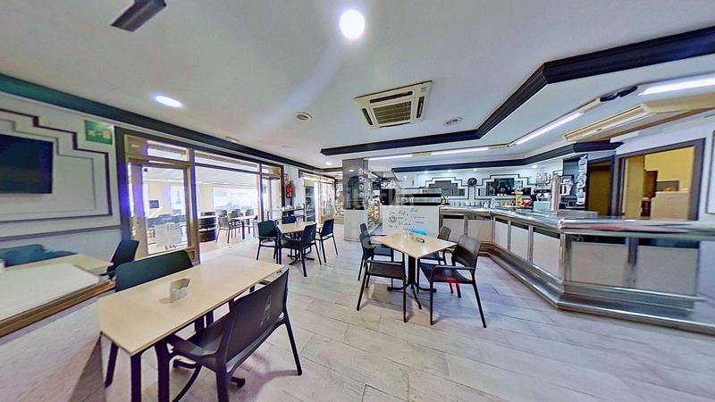 Foto 17f79099-0dbd-4b4a-8c51-e830b9c2bb69. Traspaso local comercial en calle san bartolomé 21 21 en Campello (el)