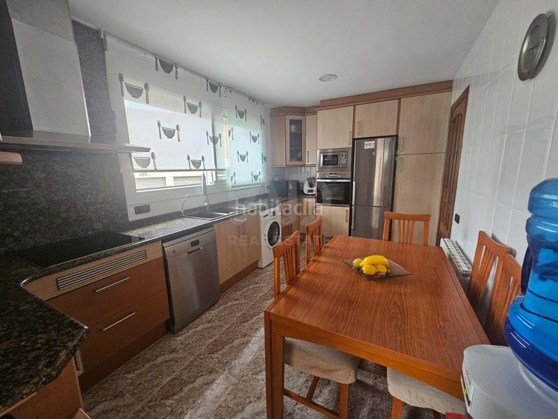 Foto 39d6ab57-e0df-4905-8393-87180120d43f. Towny house with heating parking pool in Cunit residencial Cunit