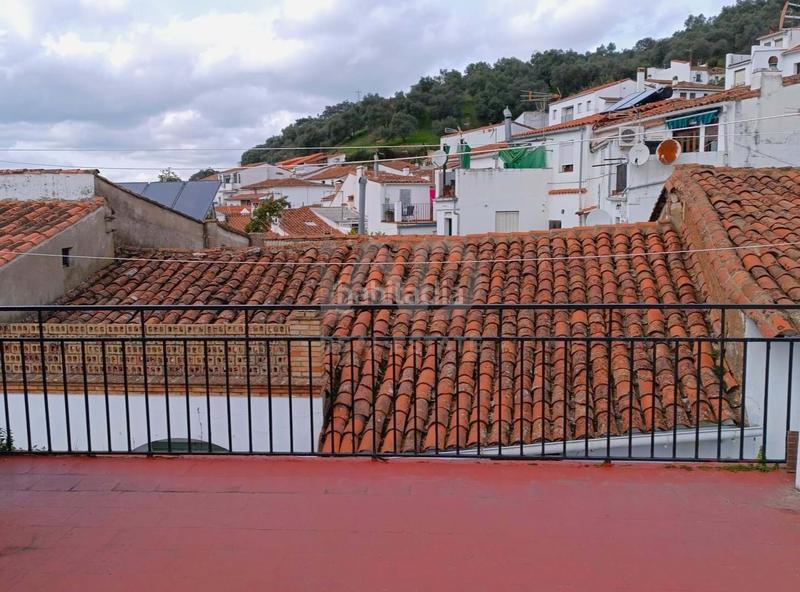 Foto 987d086d-a387-4d8e-88e2-4c13c921c36b. Casa a calle huelva 8 a Galaroza