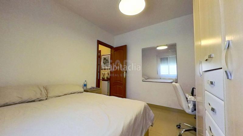 Foto 113d0aea-4c11-40aa-aa2f-1bcead05a2bb. Casa amb calefacció a Concòrdia Sabadell