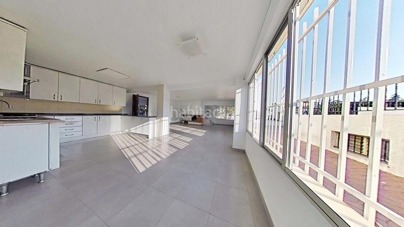 Foto 264ebc50-baec-4402-8bdd-76c9ecca35bd. Chalet avec chauffage parking piscine dans Peña de las Águilas Elche / Elx