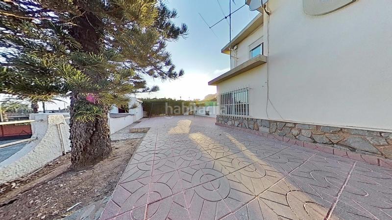 Foto d4a12d5f-b2c0-4515-87c7-0c1415c0cda5. Chalet con riscaldamento parcheggio piscina in Peña de las Águilas Elche / Elx