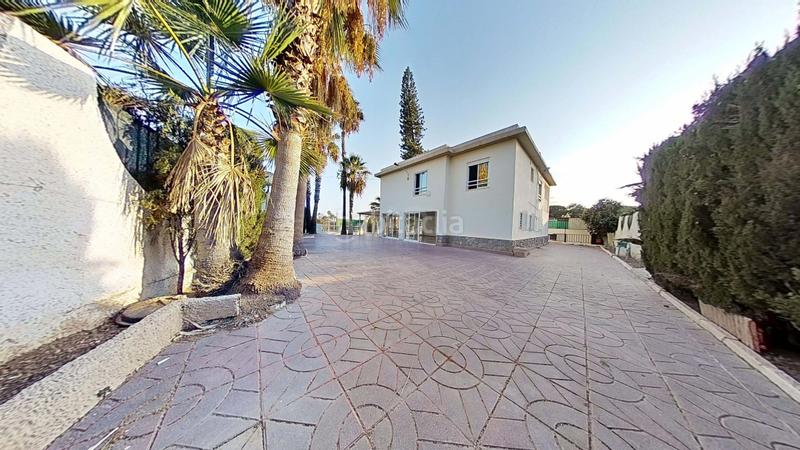 Foto 20c05e8b-5cf1-438f-8a71-a5c861afdc94. Xalet amb calefacció aparcament piscina a Peña de las Águilas Elche / Elx