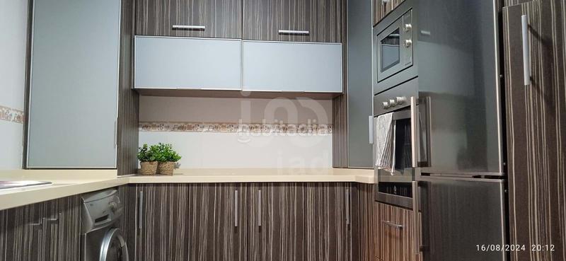 Foto 3d3ce7aa-411b-475f-b9ac-62b064058558. Piso en Écija