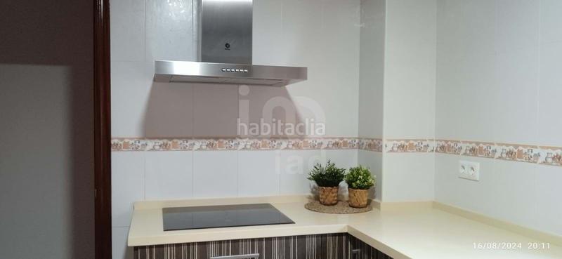 Foto ee140a07-09f2-41a5-b95f-c4b60258008d. Piso en Écija