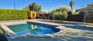 Fondo rustico in Lora del Río