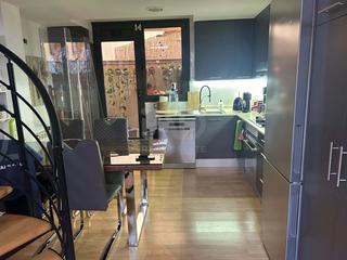 Zweistöckige Wohnung in Sant Ramon - Maternitat