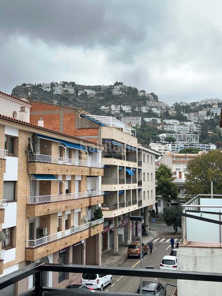 Foto feedb491-1a05-4466-97e7-46900b3de365. Flat with heating in Centre Roses