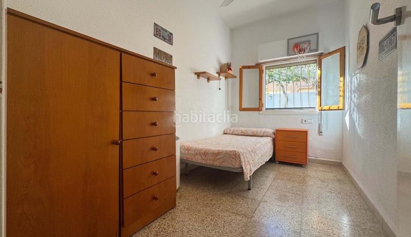Foto 120fe880-d79e-4ee0-b085-da6e9bd8886b. Casa aparellada a Les Bassetes - El Marjal Dénia