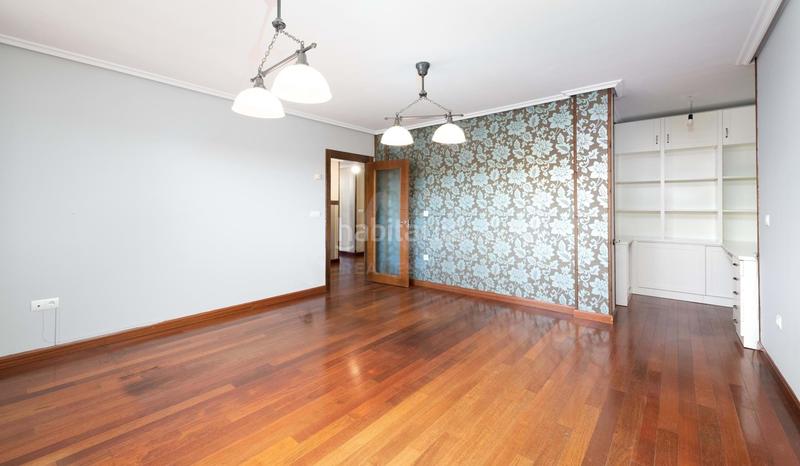 Foto 277aeca3-6d32-4b0d-bdf7-457153b9a7a4. Duplex con riscaldamento parcheggio in La Magdalena Avilés