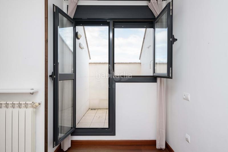 Foto 8b787648-2441-429f-9eaf-130d78c98108. Duplex con riscaldamento parcheggio in La Magdalena Avilés