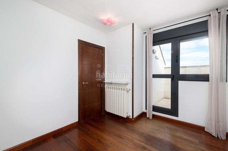 Foto 9021affb-c85b-47d4-b1d5-d8f7b7fcc7e2. Duplex con riscaldamento parcheggio in La Magdalena Avilés