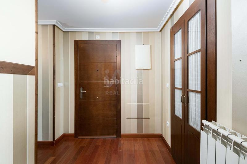 Foto cdb89eef-28de-462b-8643-91065f755899. Duplex con riscaldamento parcheggio in La Magdalena Avilés