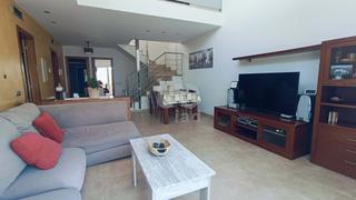 Casa aparellada a L´Aragai