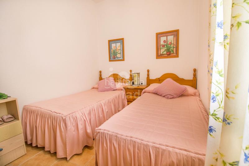 Foto 121dced0-39cd-4173-abca-ed2c8efd312e. Casa aparellada amb calefacció a Calañas