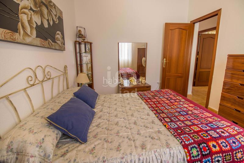 Foto 918a1123-aa52-453a-ac94-8c740df1170e. Casa aparellada amb calefacció a Calañas