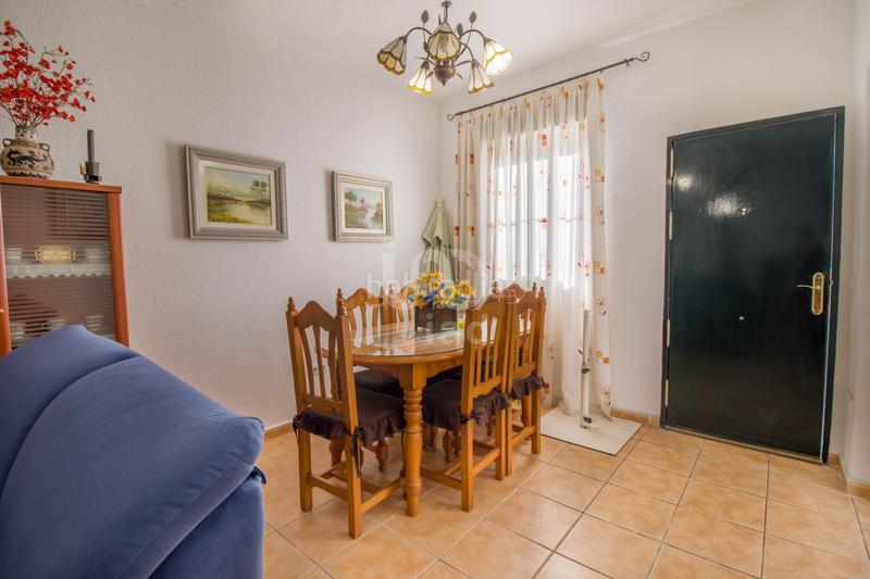 Foto d47f2633-5b42-43b6-95b6-b07cadb75479. Casa aparellada amb calefacció a Calañas