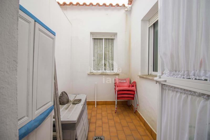 Foto df4d7ac6-ab42-4de2-b87c-d063a0a88c6a. Casa aparellada amb calefacció a Calañas