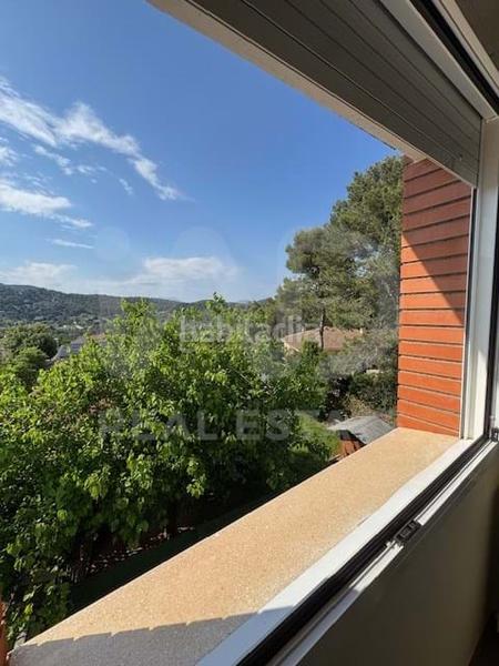 Foto 921746c6-6e1b-42f8-b146-6981ff00271b. Haus mit heizung in Corbera de Llobregat