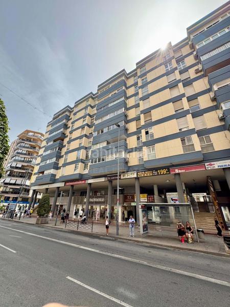 Foto 19477722-a19f-4b40-b6b5-62047122f562. Appartamento con riscaldamento parcheggio in Ensanche-Diputación Alicante