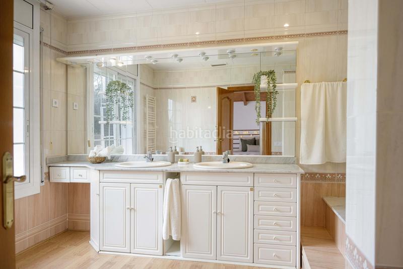 Foto 194005ad-29c9-425f-a32c-1dd13c862700. Haus in carrer de plegamans in Palau-solità i Plegamans