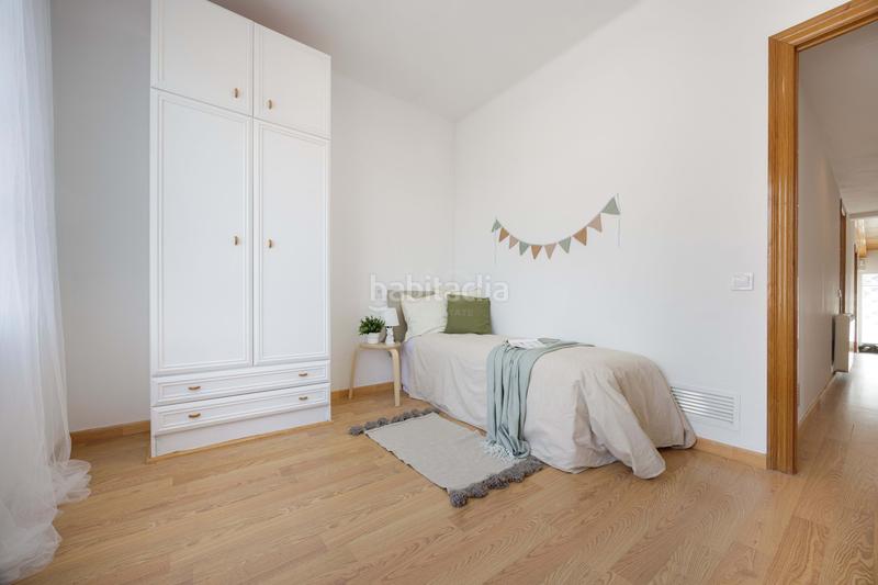 Foto b4f9919f-b907-458c-9d80-197f81d79bb9. Haus in carrer de plegamans in Palau-solità i Plegamans