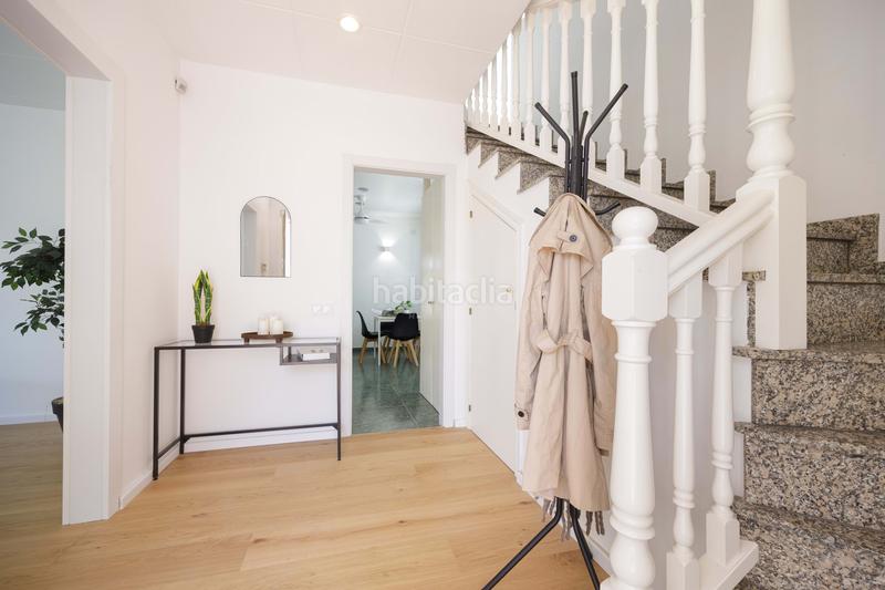 Foto 836a8ee8-f97a-43e3-a048-274a29be99b1. House in carrer de plegamans in Palau-solità i Plegamans