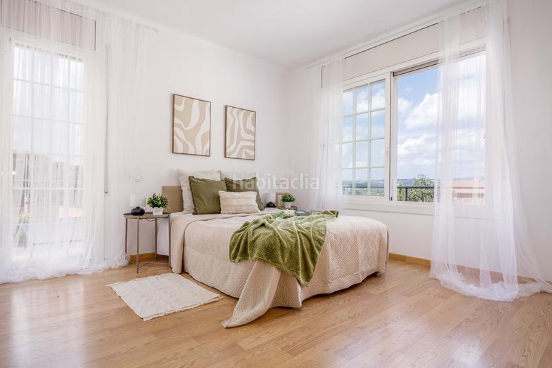 Foto b491167d-17bd-4642-ad3b-7a0fef81b40d. House in carrer de plegamans in Palau-solità i Plegamans