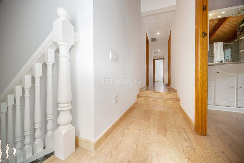 Foto b64855e6-4e43-4fac-9ca3-2cc7c4c2f3a6. House in carrer de plegamans in Palau-solità i Plegamans