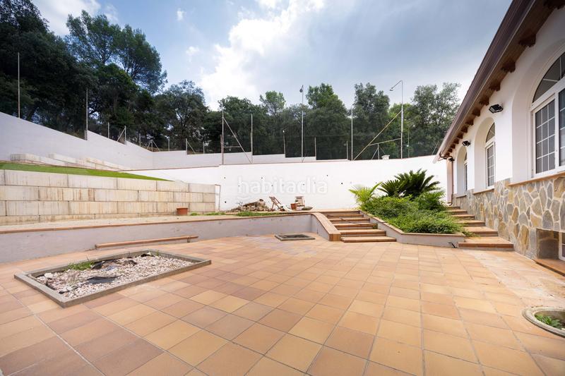 Foto ebd9c3d7-788d-4192-b32e-4705a55525d2. House in carrer de plegamans in Palau-solità i Plegamans