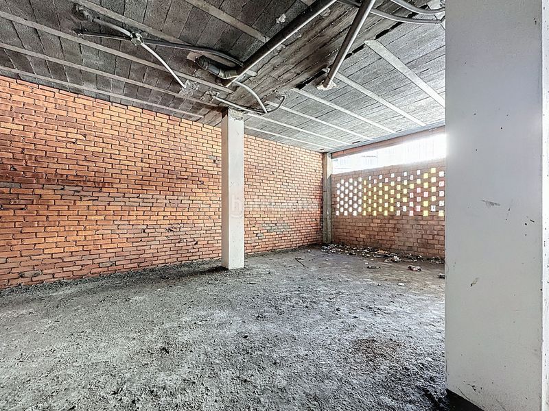 Foto 5593607d-a307-4262-99be-74b4b56a5e98. Local comercial a Vilanova de Arousa
