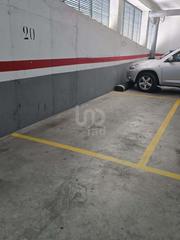 Parking coche en Les Fonts