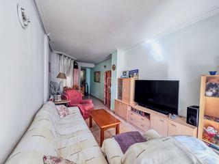 Etagenwohnung in Calle san emigdio 17
