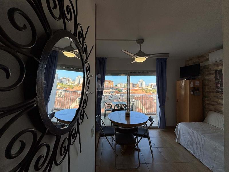 Foto 3f7b3093-9e30-4f6f-a05e-48a7ca5bb75e. Piso en calle punta prima 6 6 en Santa Margarida Roses