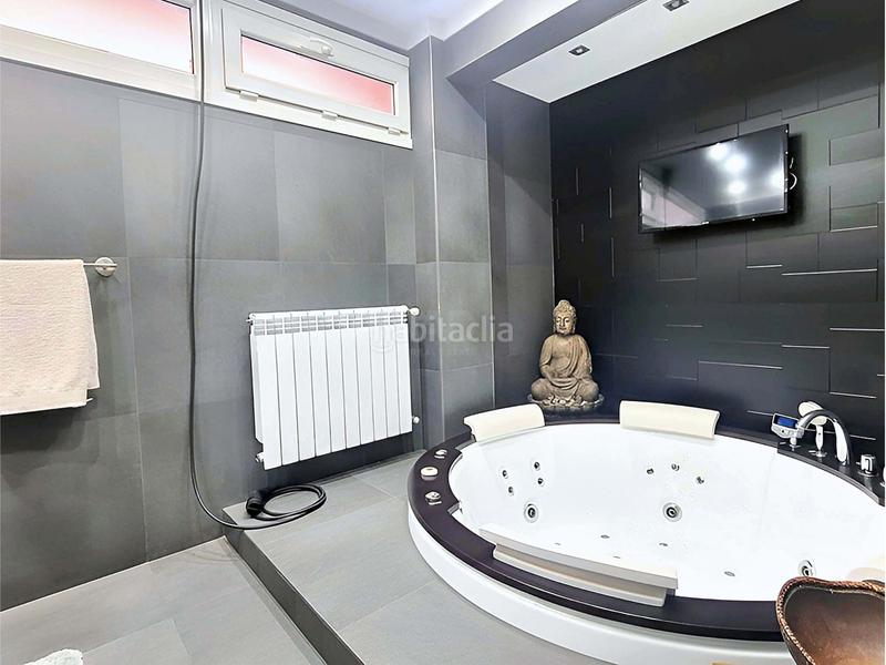 Foto f71441be-1c54-430b-b88a-7f43e8922b94. Etagenwohnung mit heizung in Altza Donostia - San Sebastián