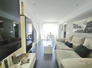 Flat in Altza
