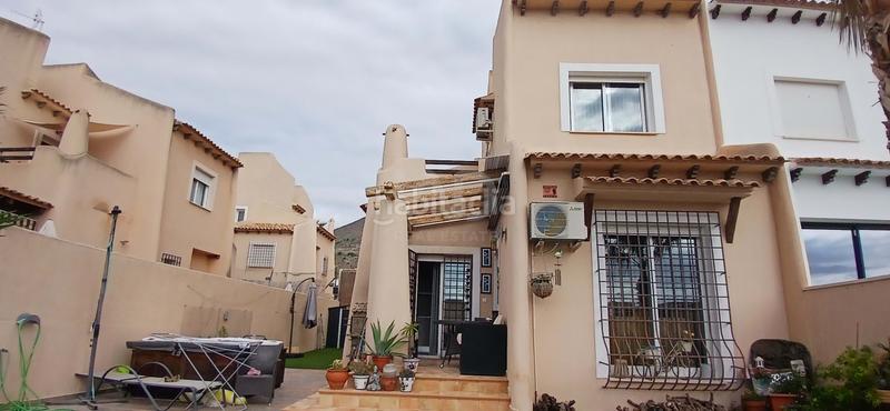 Foto 88ae4bf8-43b5-4d94-8062-e2fbed0d300e. Towny house with pool in Fortuna