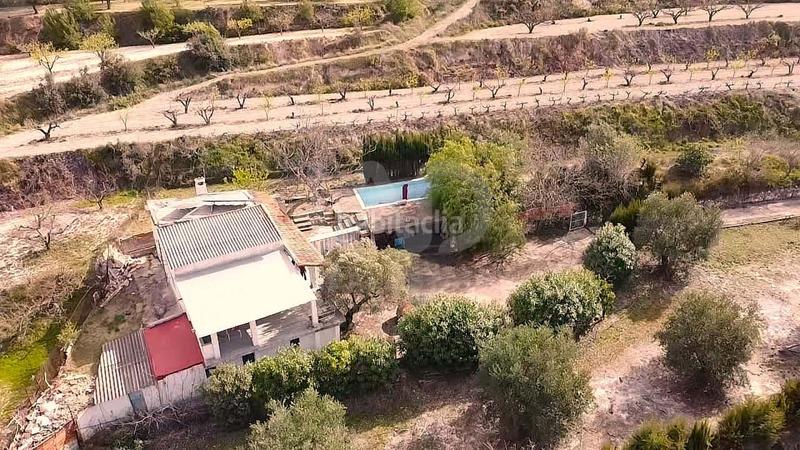 Foto f3542b81-ccb7-4826-b151-59c647397f16. Casa con parcheggio piscina in Agullent