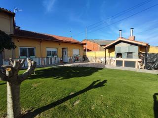 Haus in Villares de Órbigo