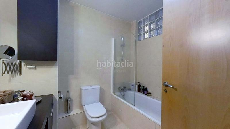 Foto 195767f5-dc65-4d3e-be2a-9fb98ca3cdc5. Casa pareada en Espluga de Francolí (L´)