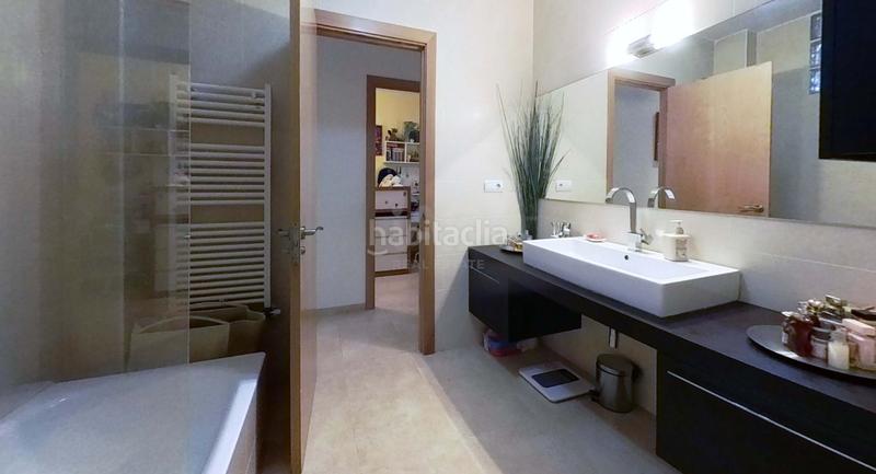 Foto 480589d2-e301-4534-aaee-e239295c2523. Casa pareada en Espluga de Francolí (L´)