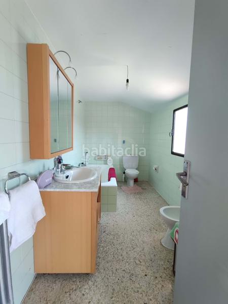 Foto b546e712-aebe-4c78-b8c8-ad7f9e9cc3c9. Edifici a San Justo de la Vega