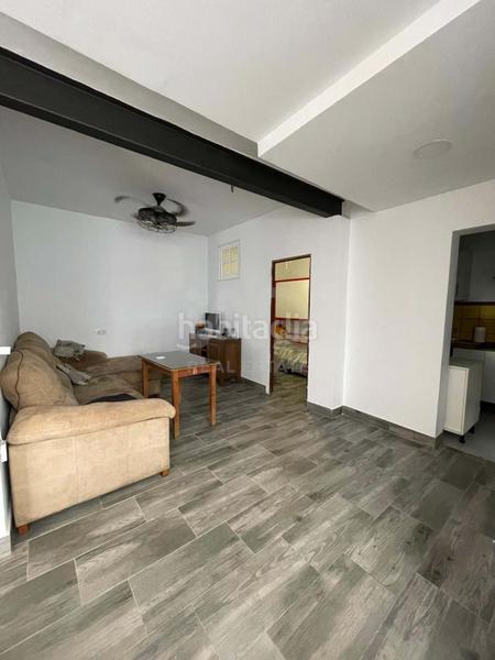 Foto a26dc839-e735-484c-841c-d2859878f7fe. Pis amb calefacció a Barrio del Nervión Sevilla