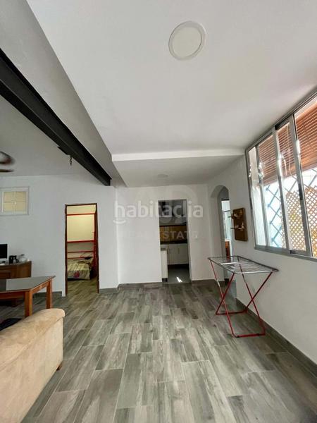 Foto a52ce240-065f-418c-a6d1-9b01b2688b8a. Pis amb calefacció a Barrio del Nervión Sevilla